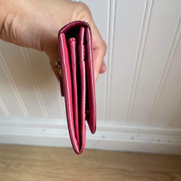 Wallet - Picture 4 of 16